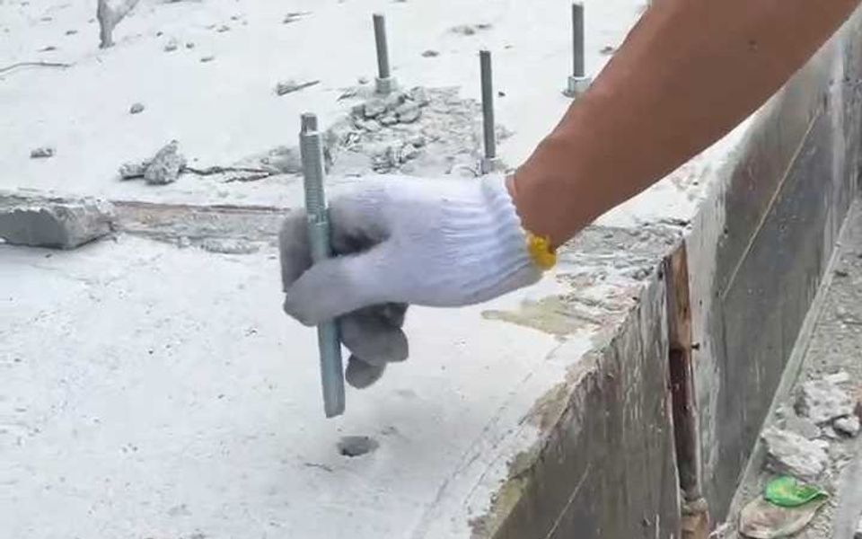-25℃严寒施工照样行：上海辉鱼静载化学锚栓高寒环境下的锚固稳定性